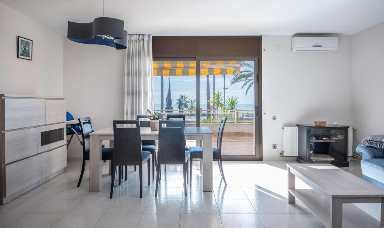 R113 Beachfront Apartment Romeu Calafell Esterno foto